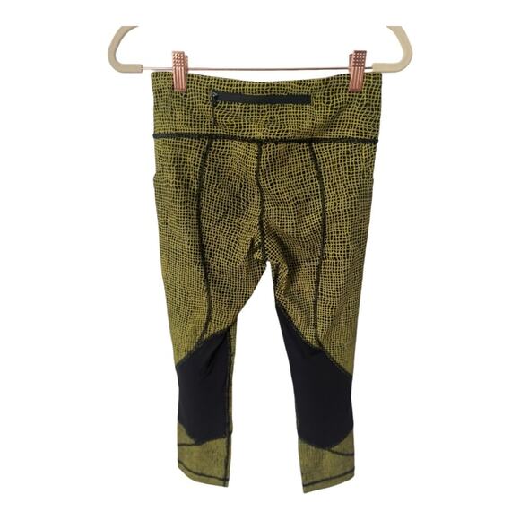 Lululemon Pace Rival Crop (19") Leggings Toxic Green Black Womens Size 4 - Picture 9 of 12